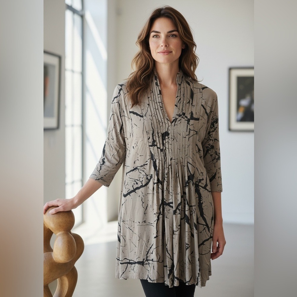 Bel Kazan Abstract Print Tunic Top Size L NWT V-Neck 3/4 Sleeve‎